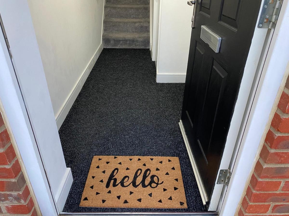 Entire Home: Village 10min Walk Holiday home Bicester