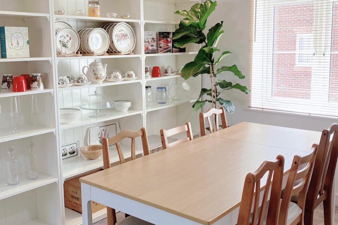 Holiday home Entire Home: Village 10min Walk *